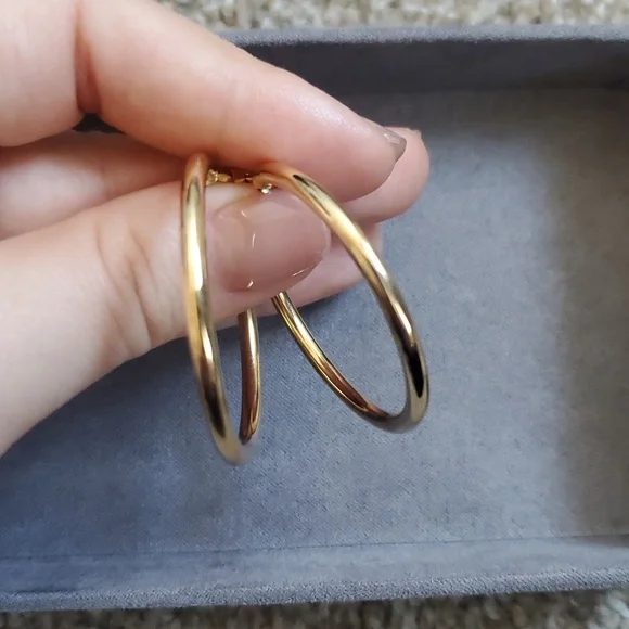 Mejuri Vermeil Tube Hoops - Picture 3 of 8